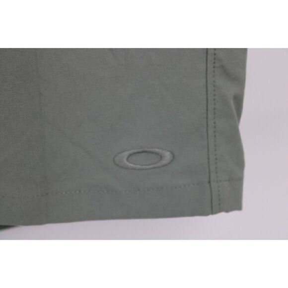 OAKLEY GOLF HYBRID SHORTS GREEN SIZE 34 NWT - Picture 5 of 11